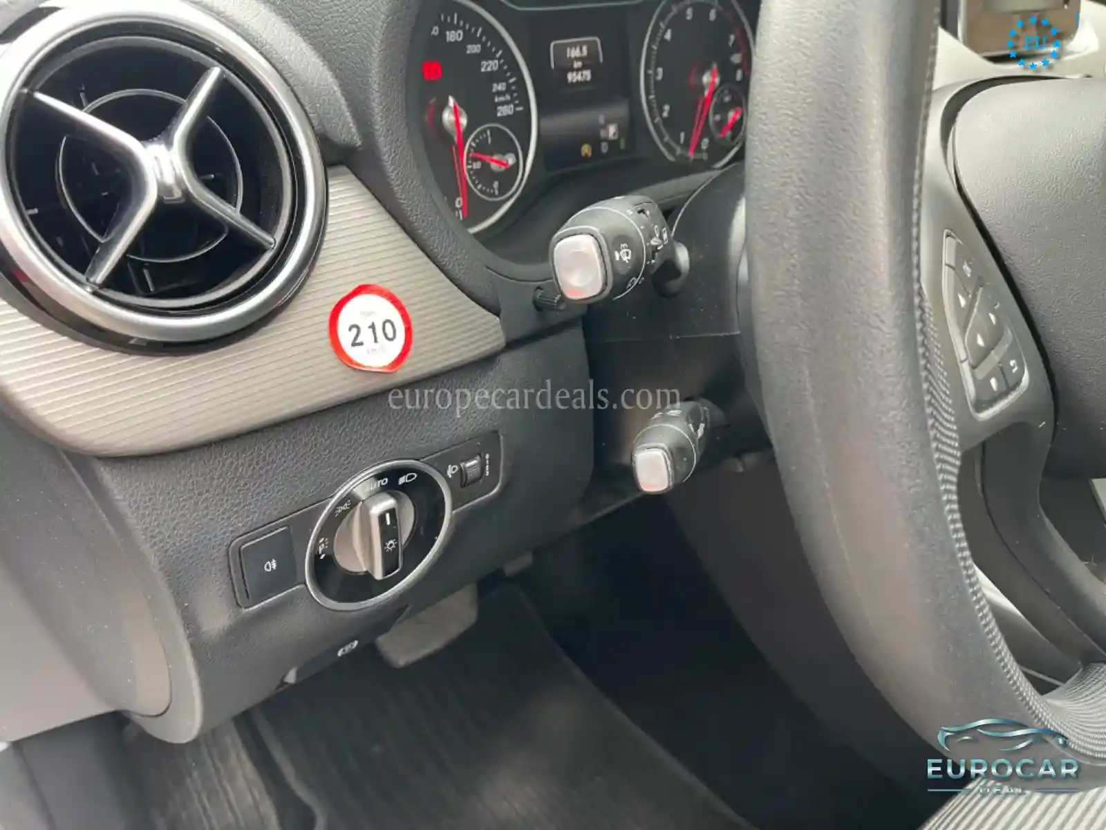 Mercedes-Benz B 220