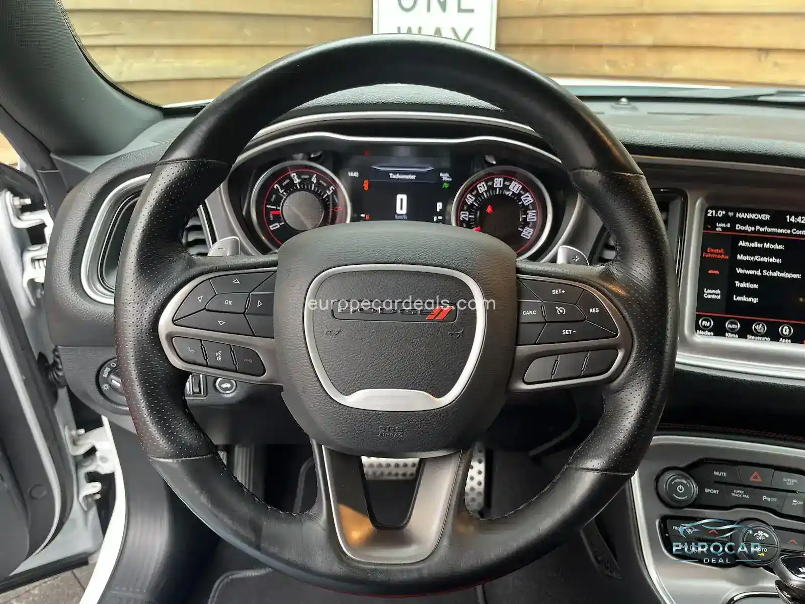 Dodge Challenger