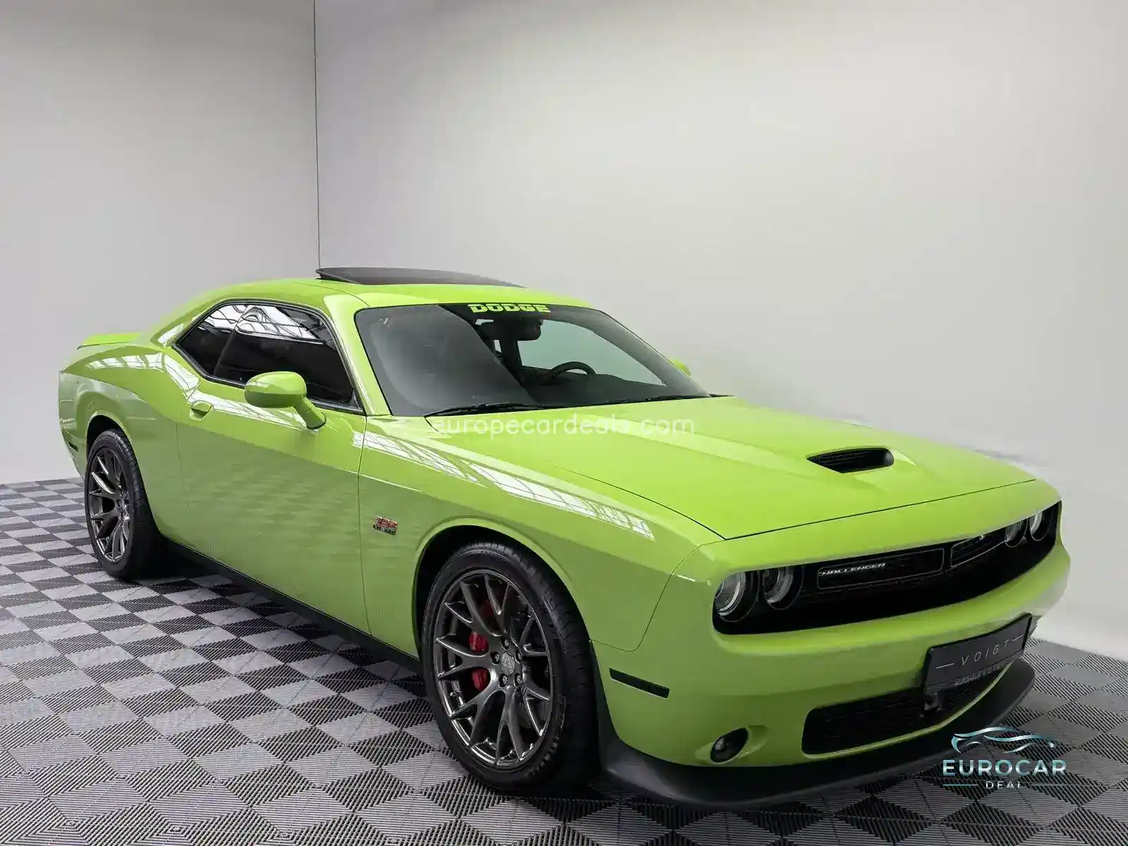 Dodge Challenger