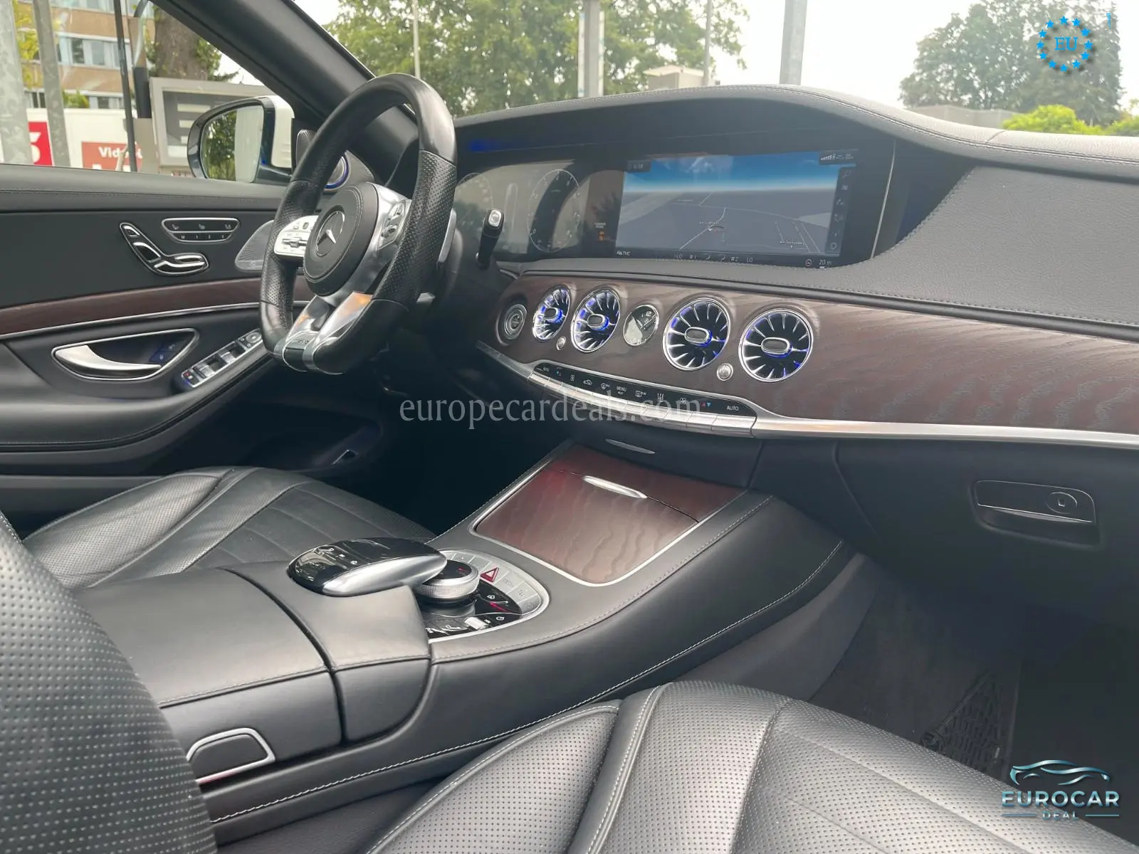 Mercedes-Benz S 560