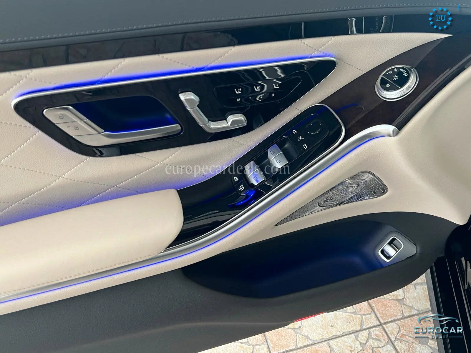 Mercedes-Benz S 500
