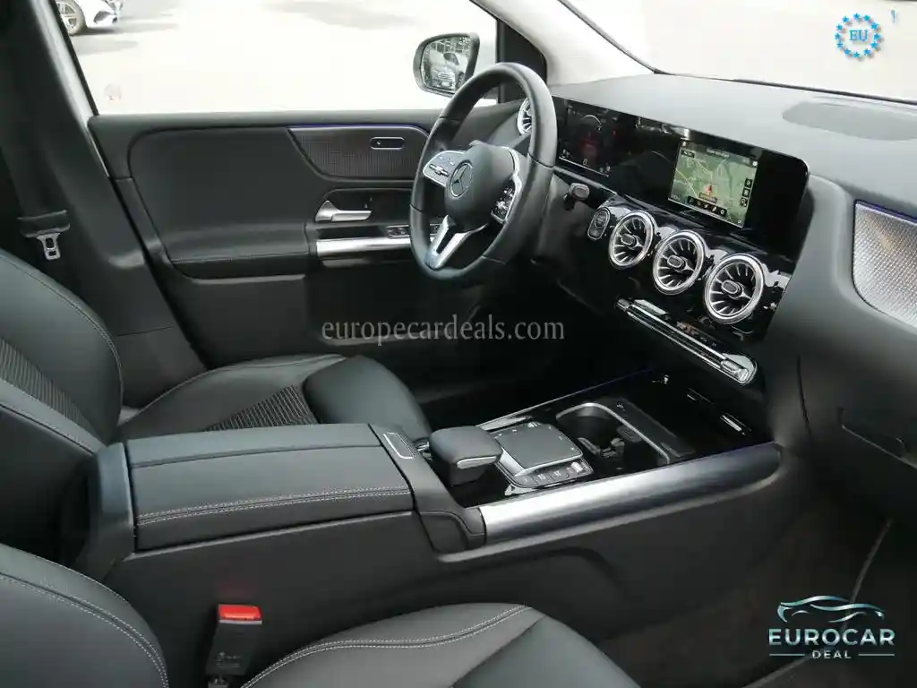 Mercedes-Benz B 220