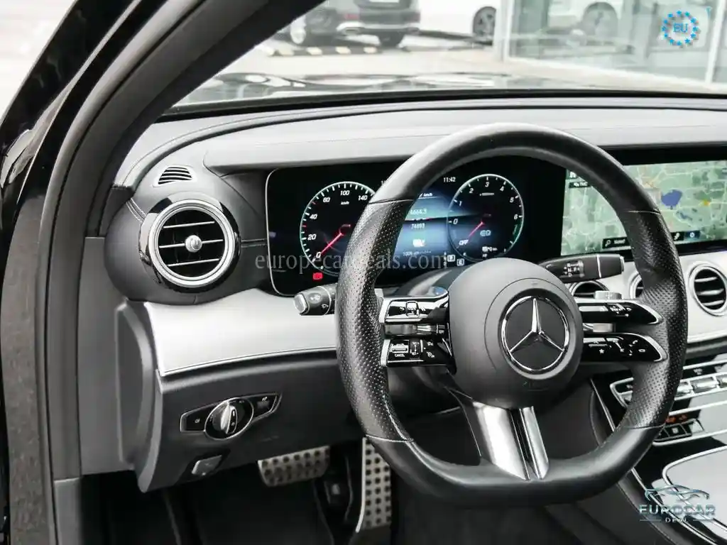 Mercedes-Benz E 300