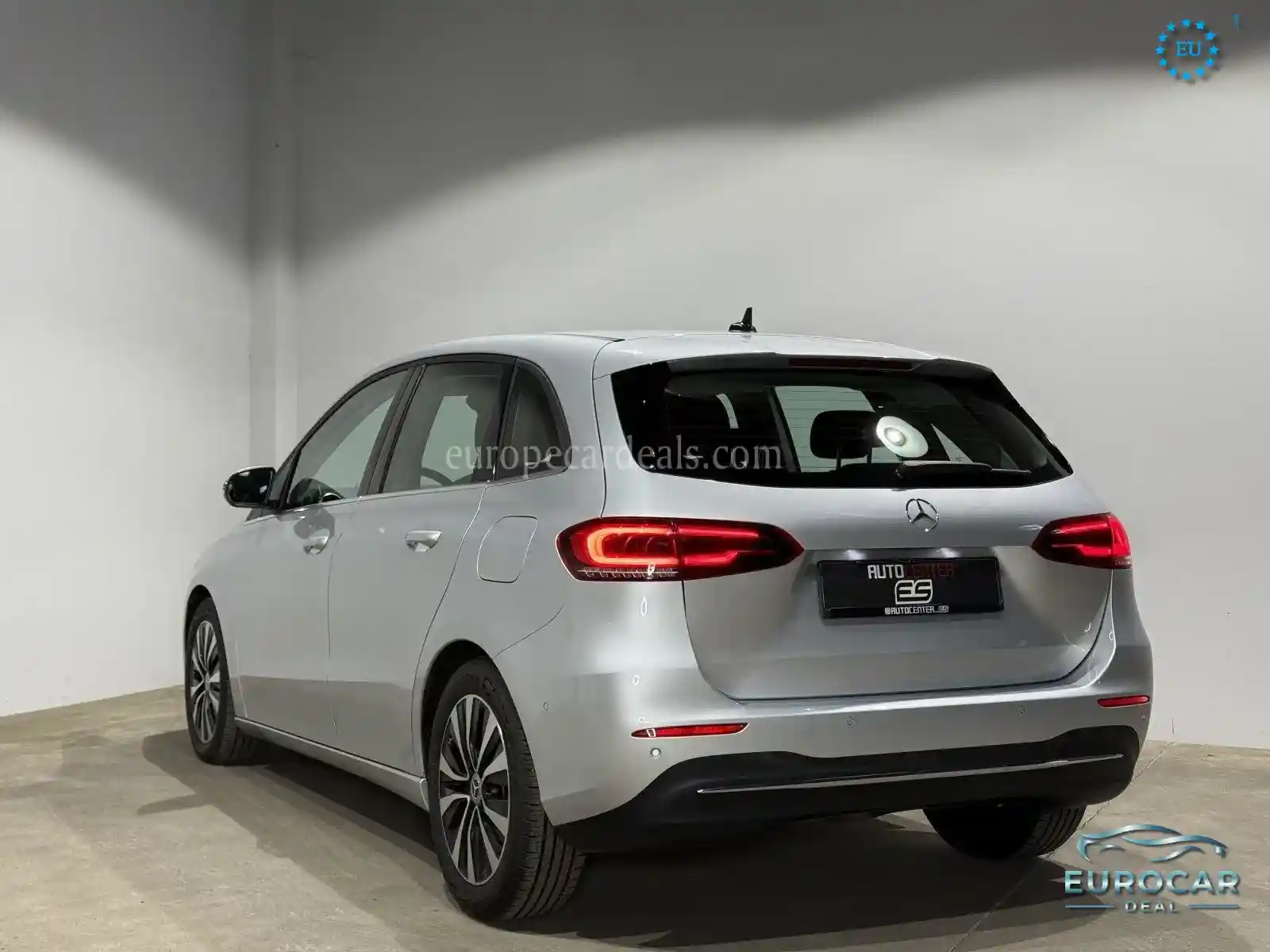 Mercedes-Benz B 220