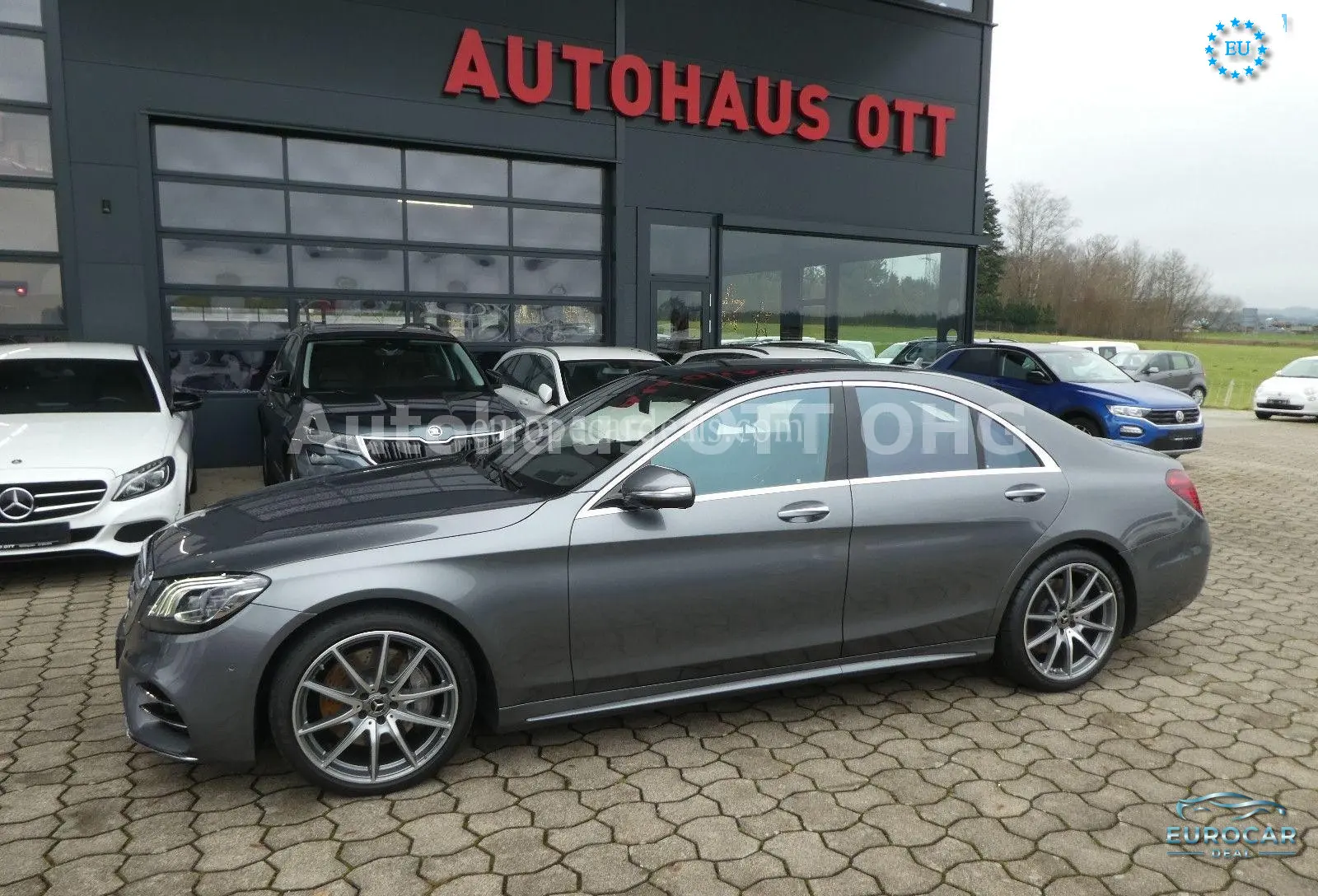 Mercedes-Benz S 560