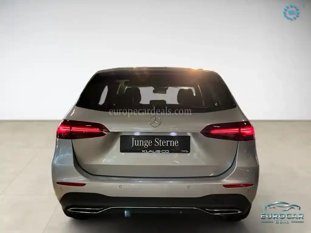 Mercedes-Benz B 220