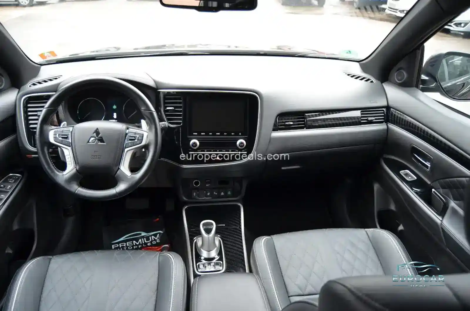 Mitsubishi Plug-in Hybrid Outlander