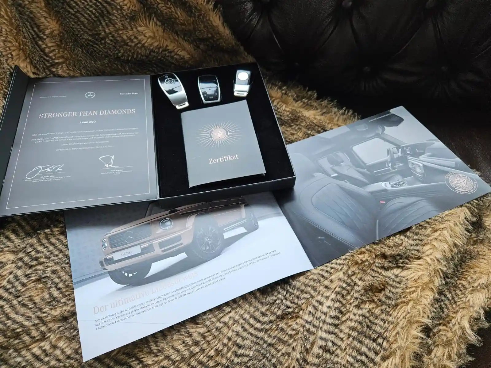 Mercedes-Benz G 500