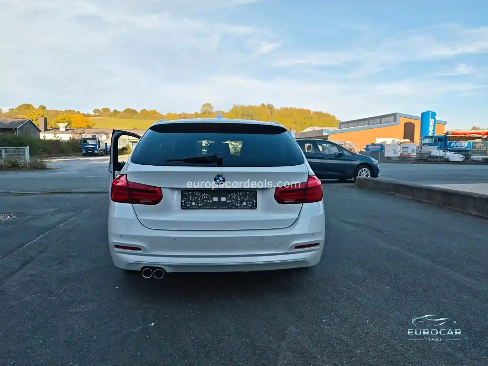 BMW 330
