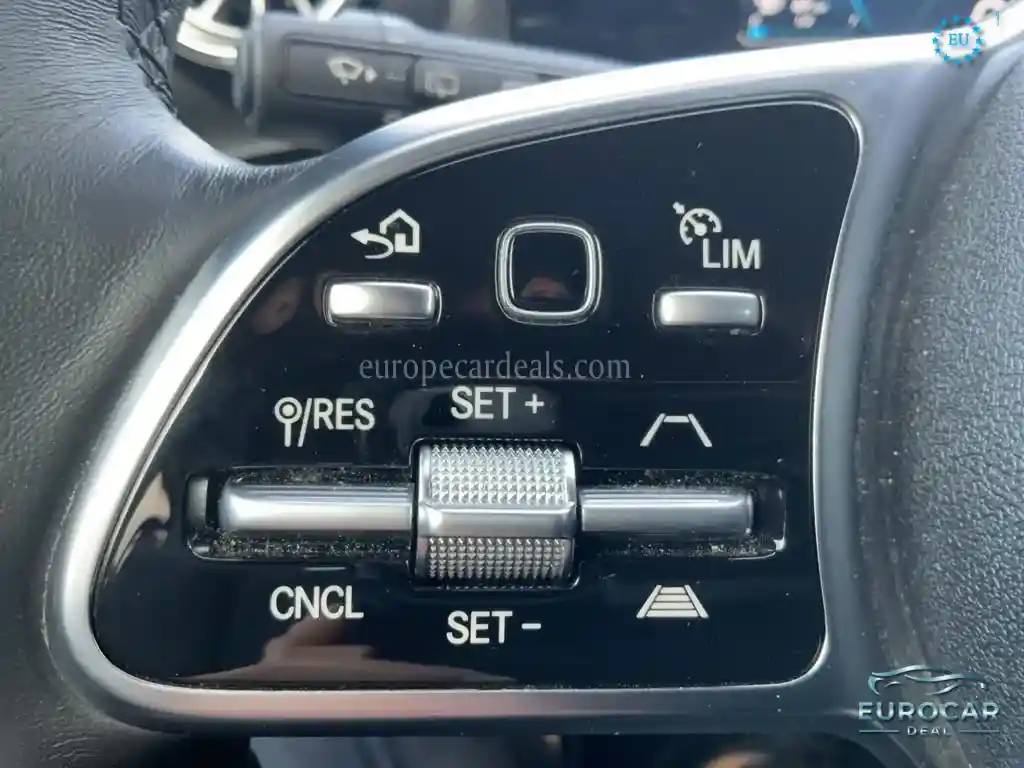 Mercedes-Benz A 220