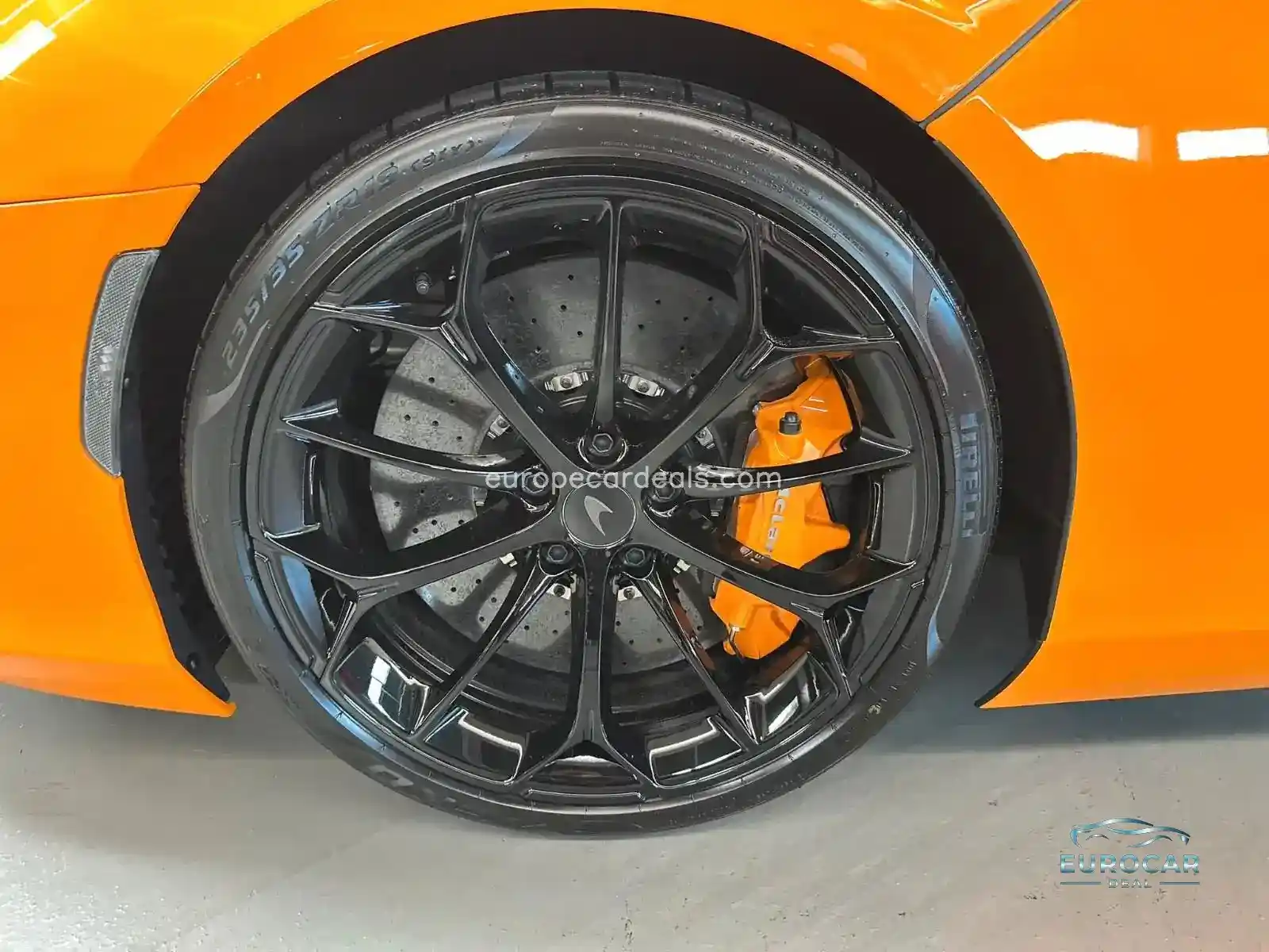 McLaren Artura