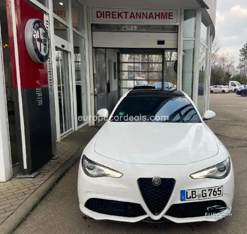 Alfa Romeo Giulia