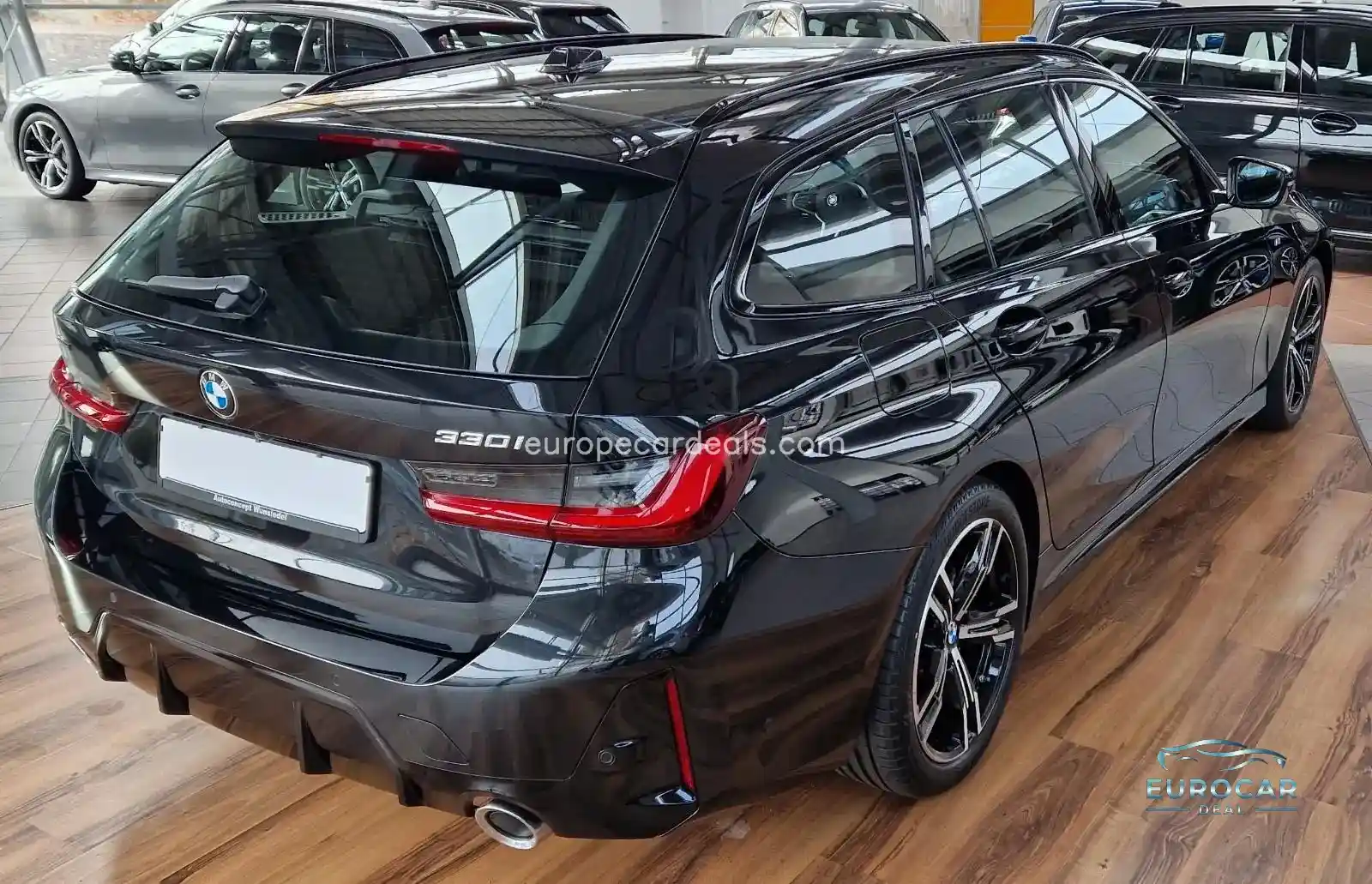 BMW 330