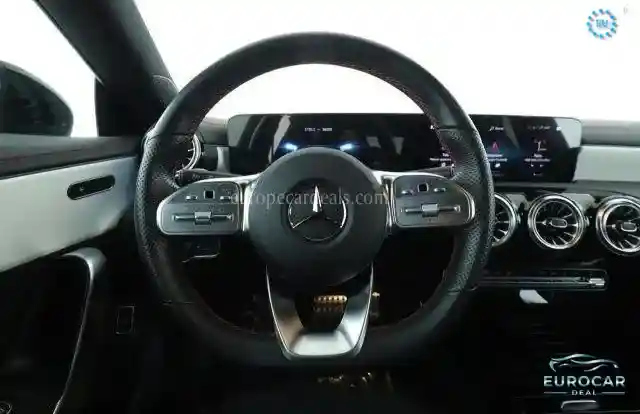 Mercedes-Benz CLA 220 Shooting Brake