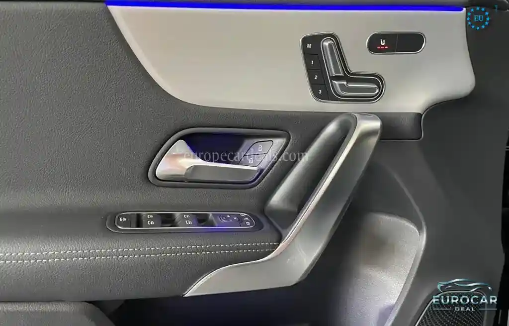 Mercedes-Benz A 220