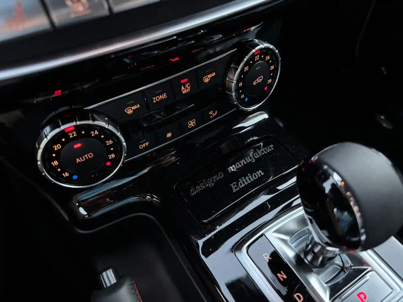 Mercedes-Benz G 500