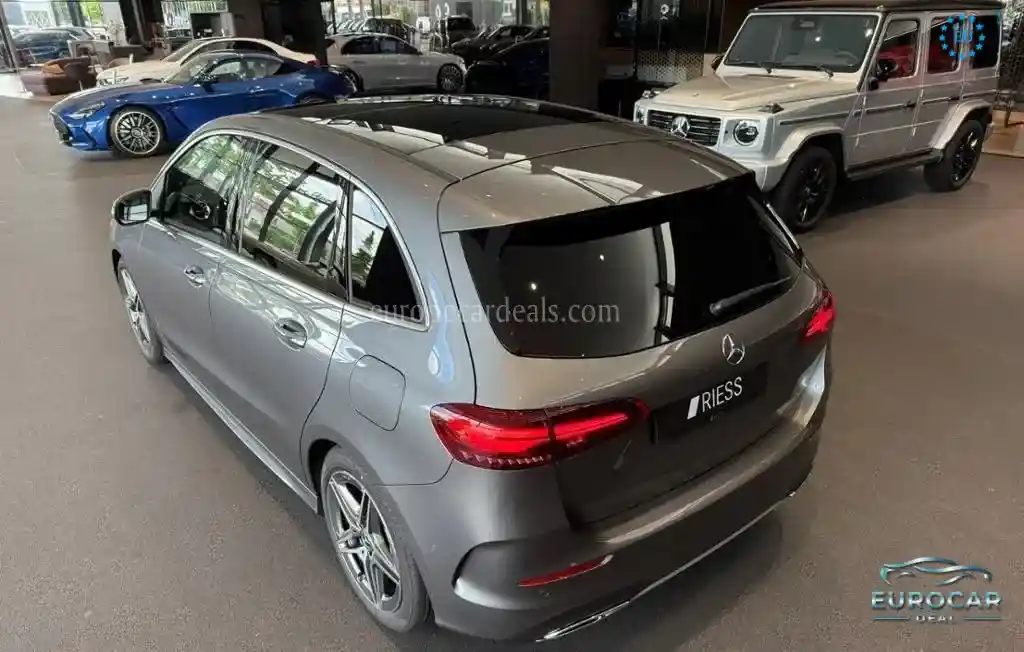 Mercedes-Benz B 200