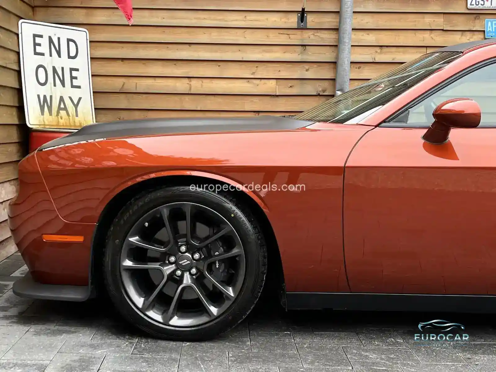 Dodge Challenger