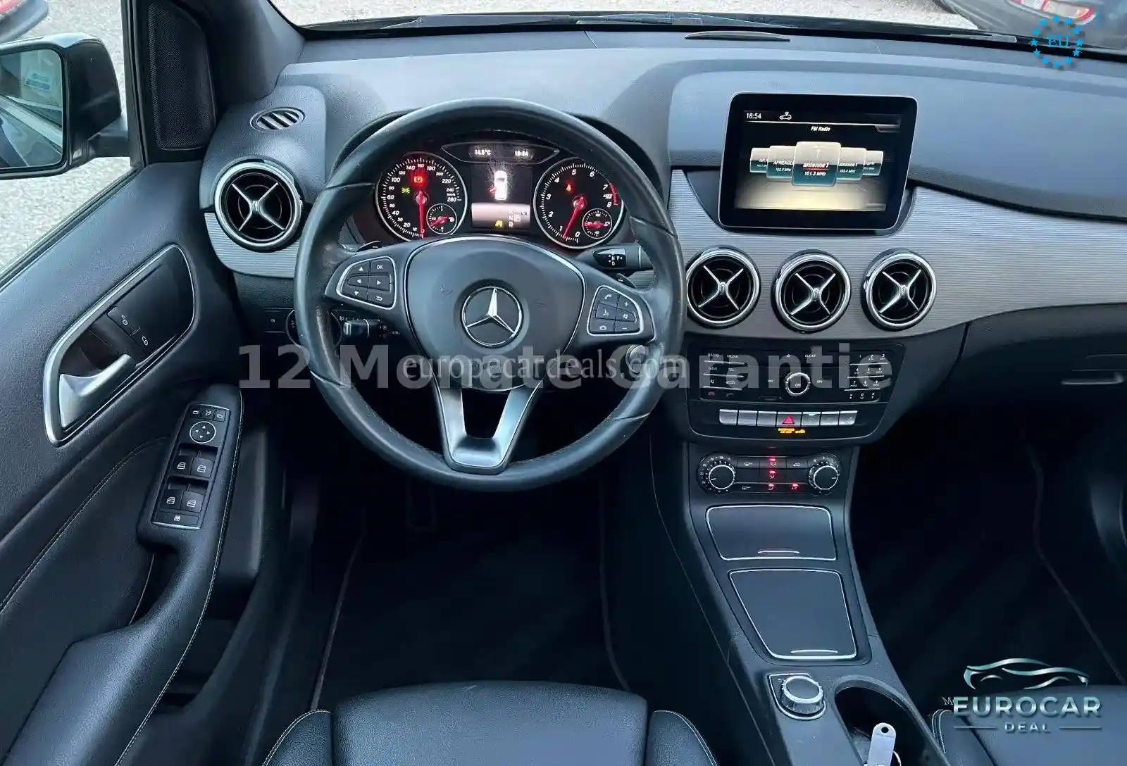 Mercedes-Benz B 180