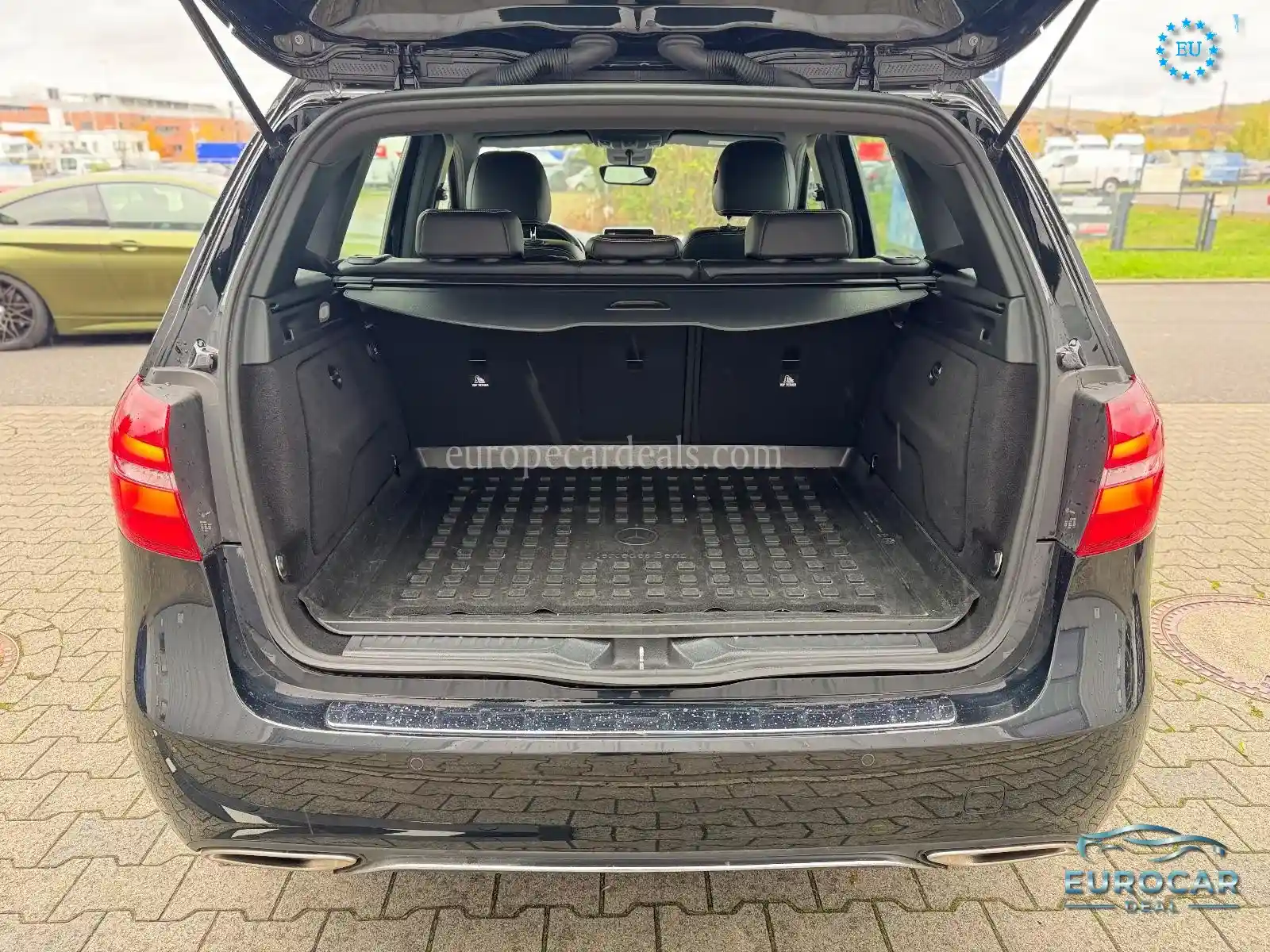 Mercedes-Benz B 200