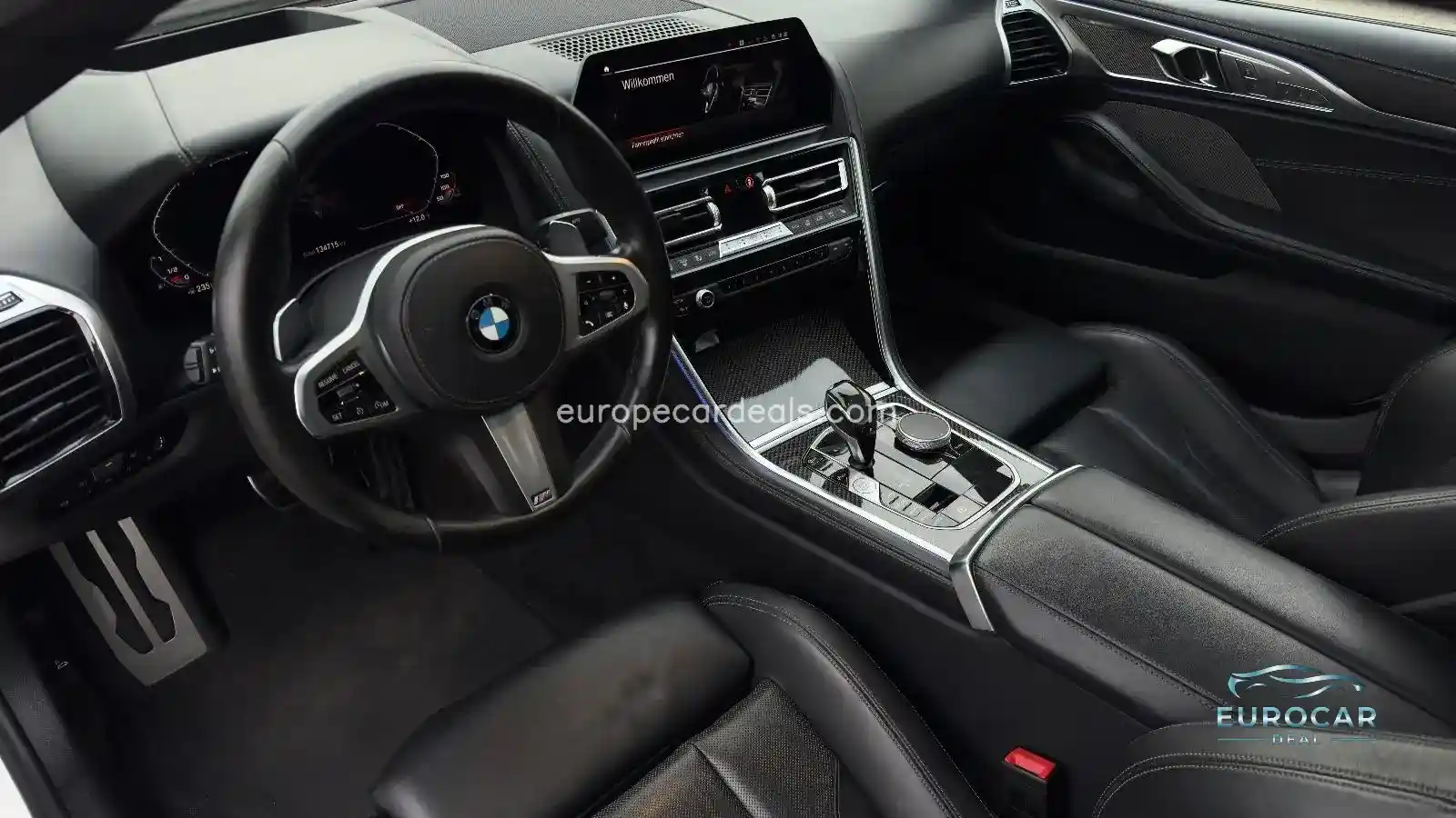 BMW 840
