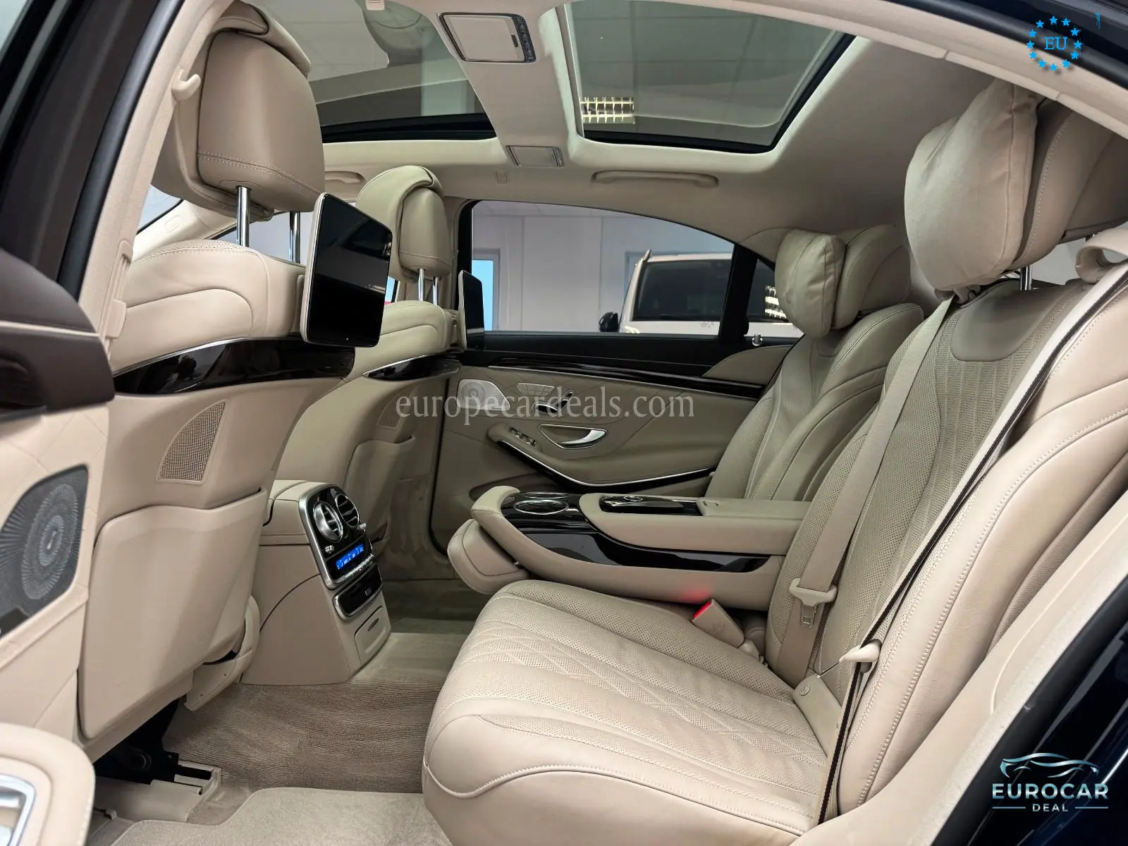 Mercedes-Benz S 560