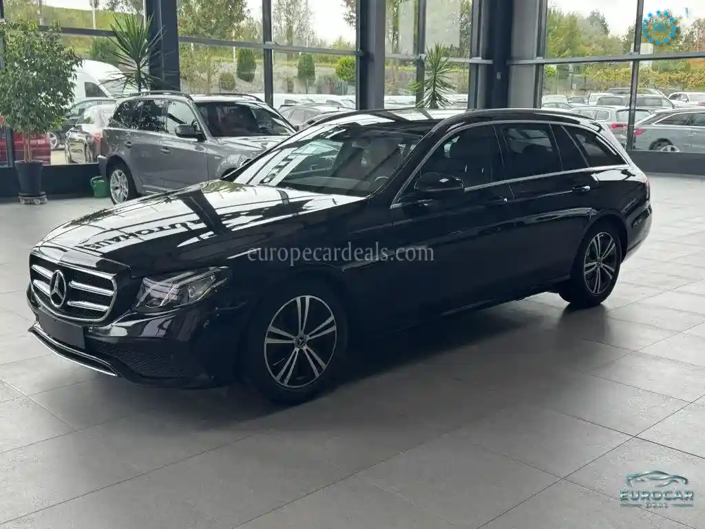 Mercedes-Benz E 220
