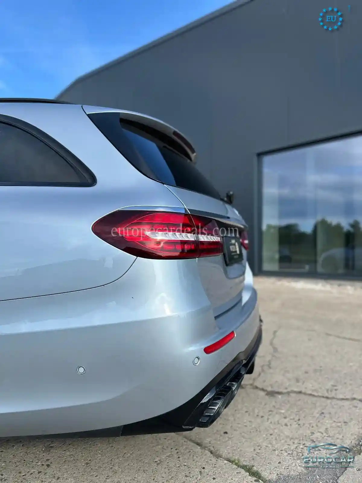 Mercedes-Benz E 63 AMG