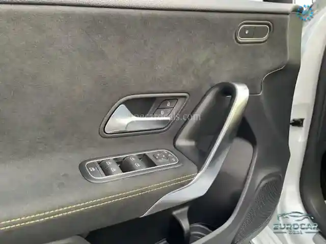 Mercedes-Benz A 45 AMG