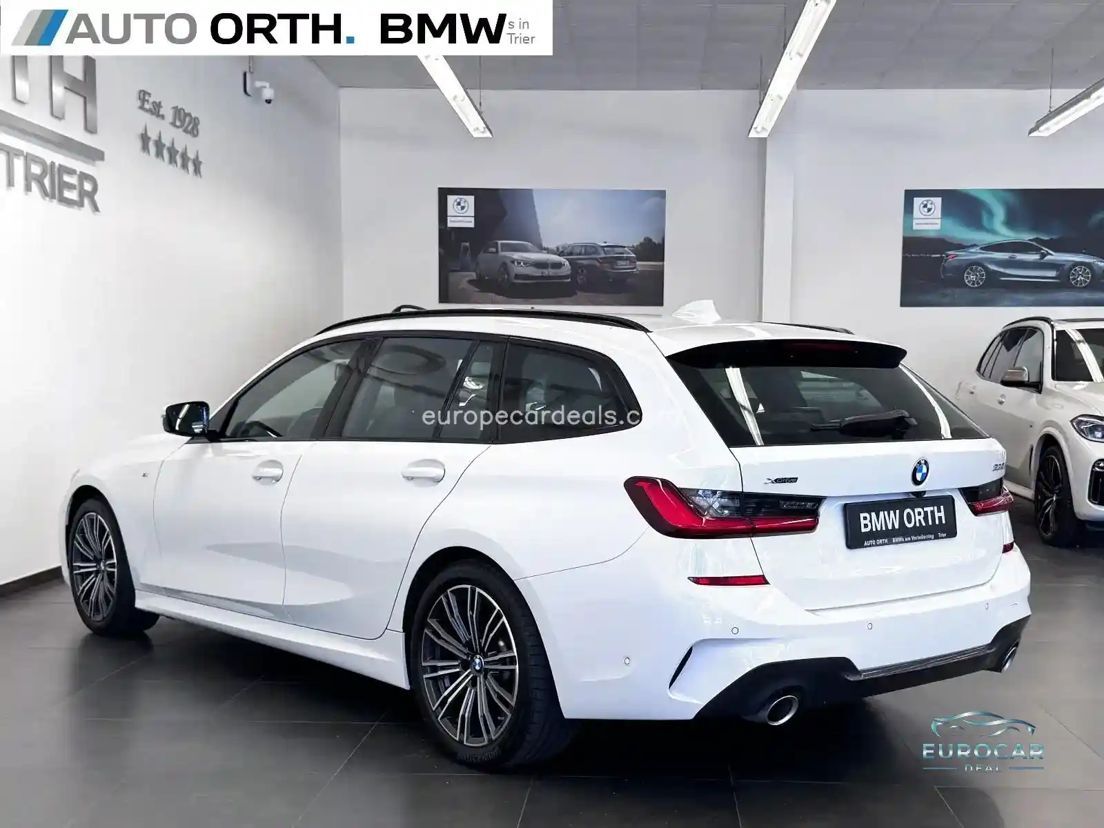 BMW 330