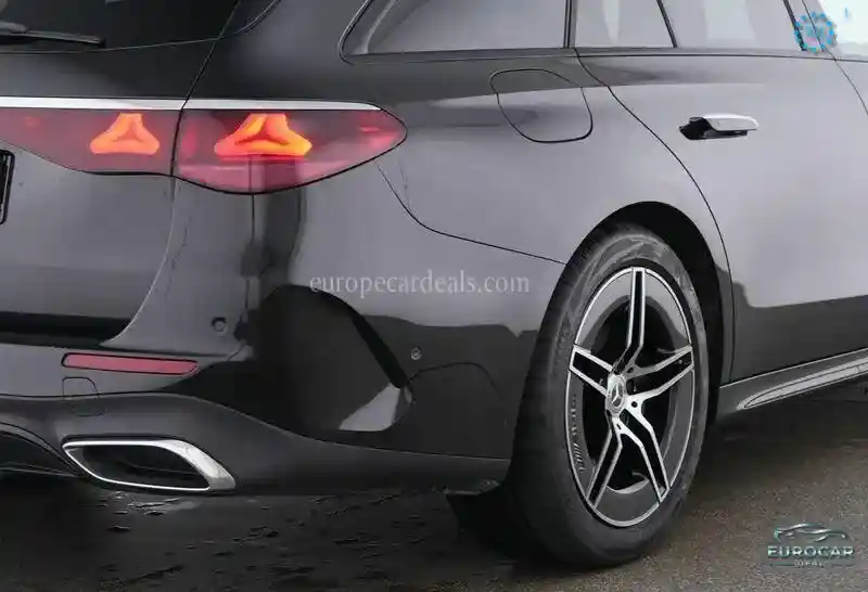 Mercedes-Benz E 220