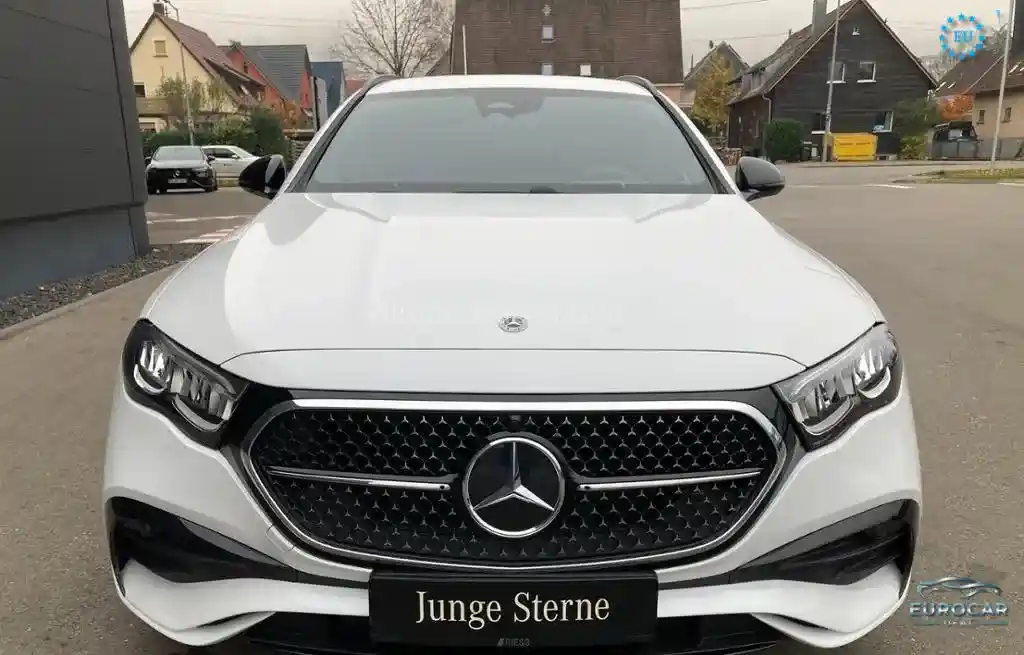 Mercedes-Benz E 300