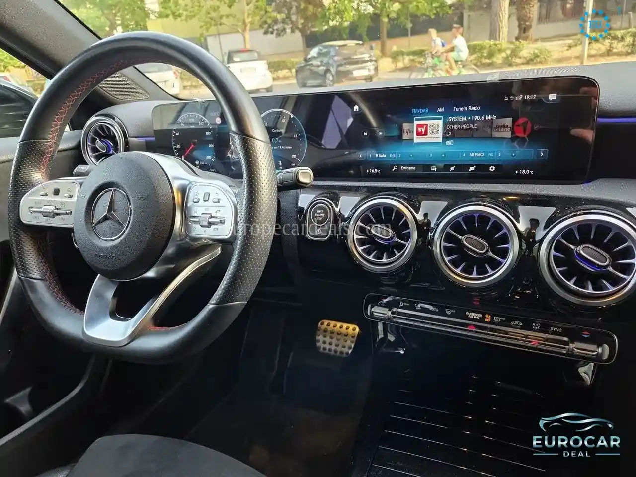 Mercedes-Benz A 180