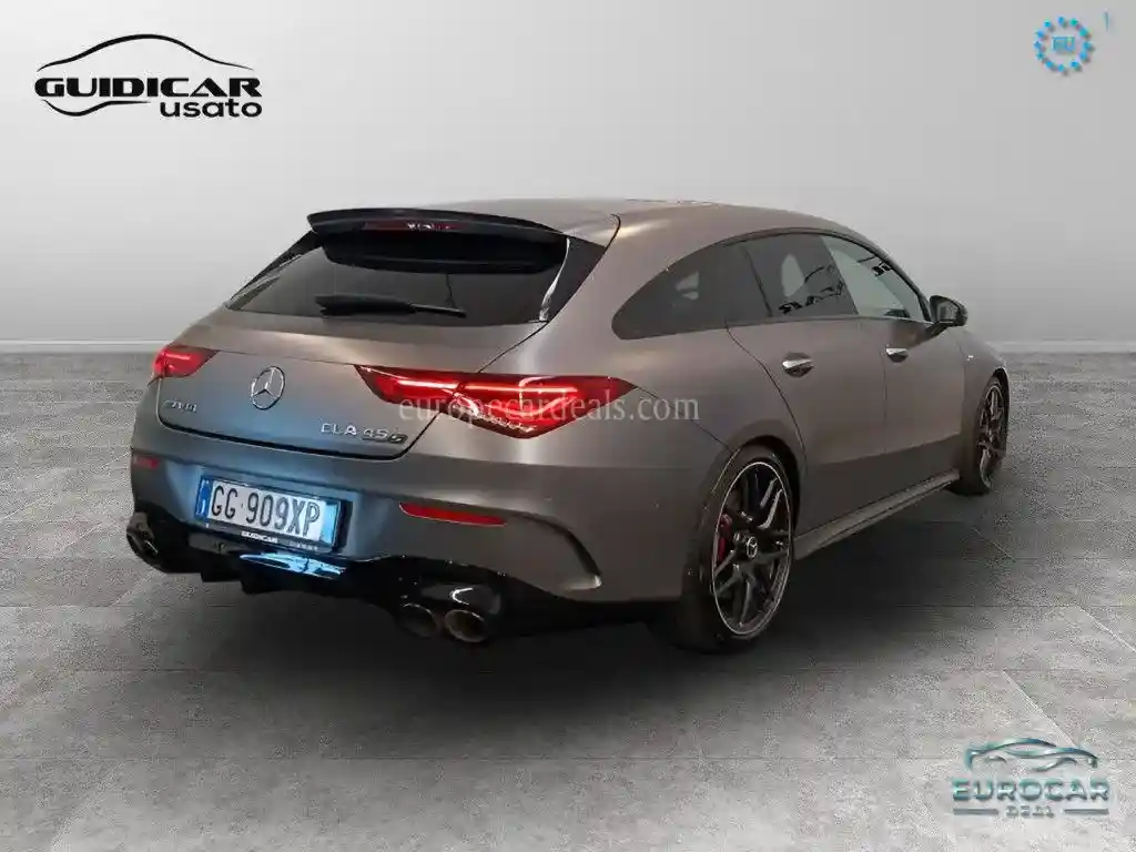 Mercedes-Benz CLA 45 AMG Shooting Brake