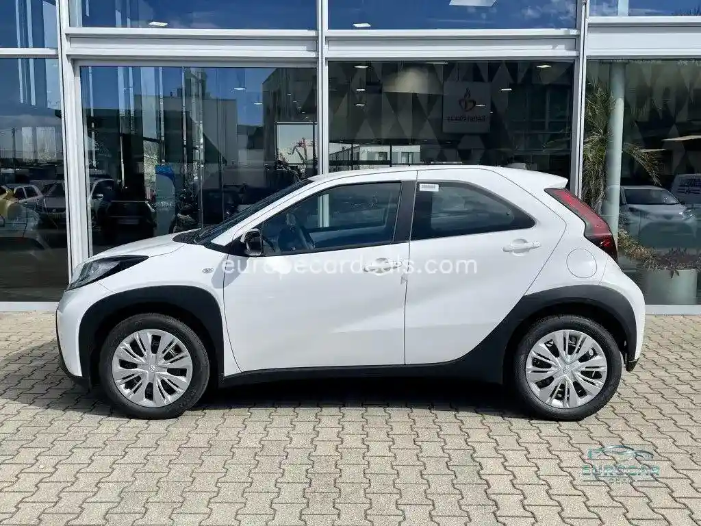 Toyota Aygo (X)