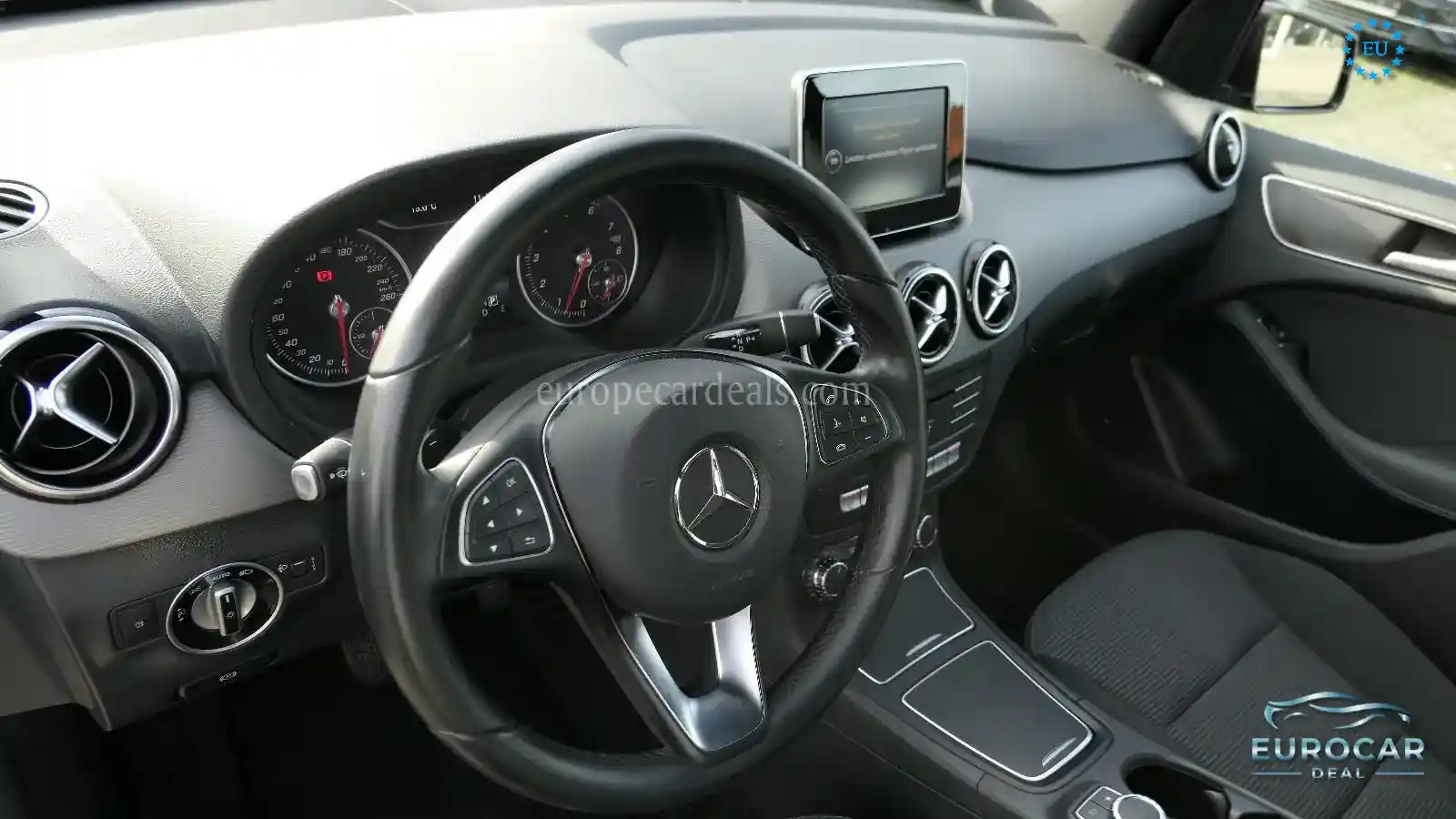 Mercedes-Benz B 180