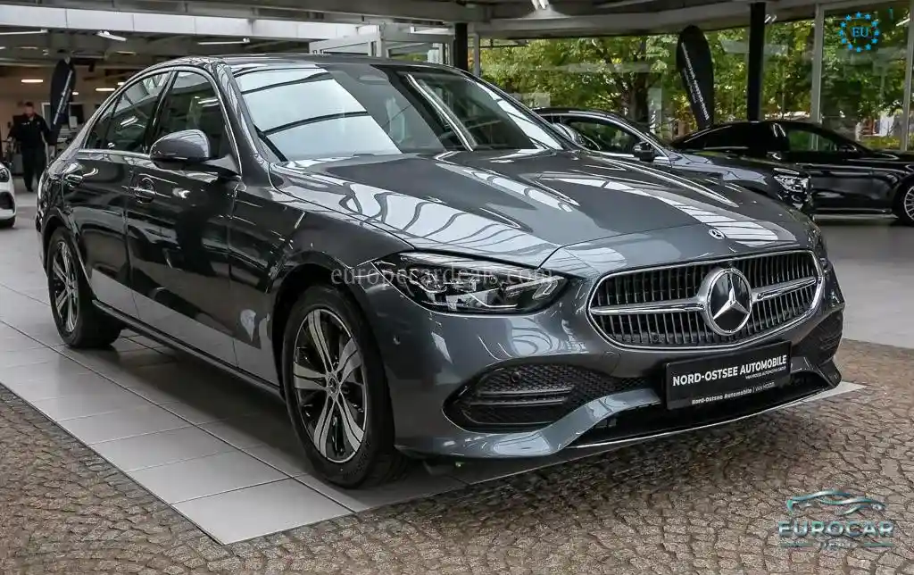 Mercedes-Benz C 220