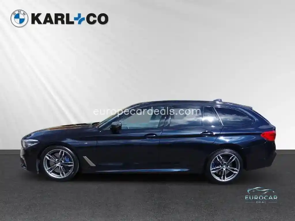 BMW M550