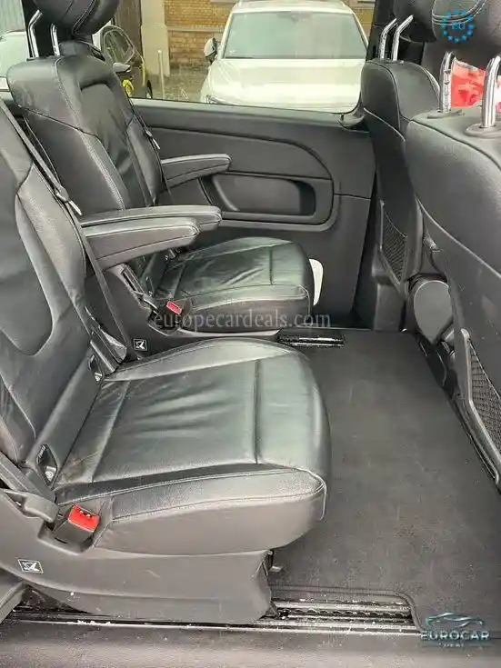 Mercedes-Benz V 250