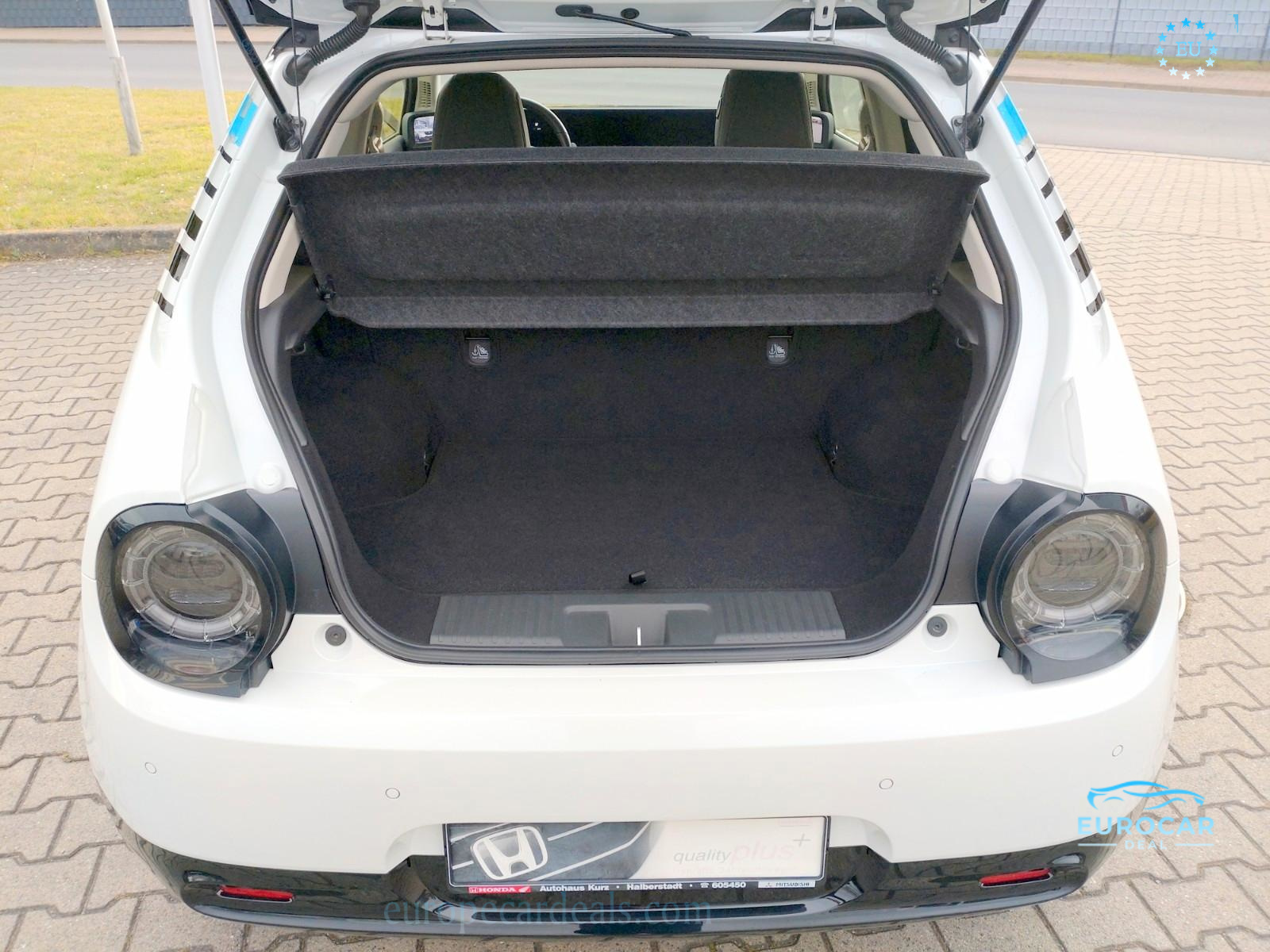 Honda e