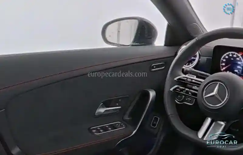Mercedes-Benz CLA 180