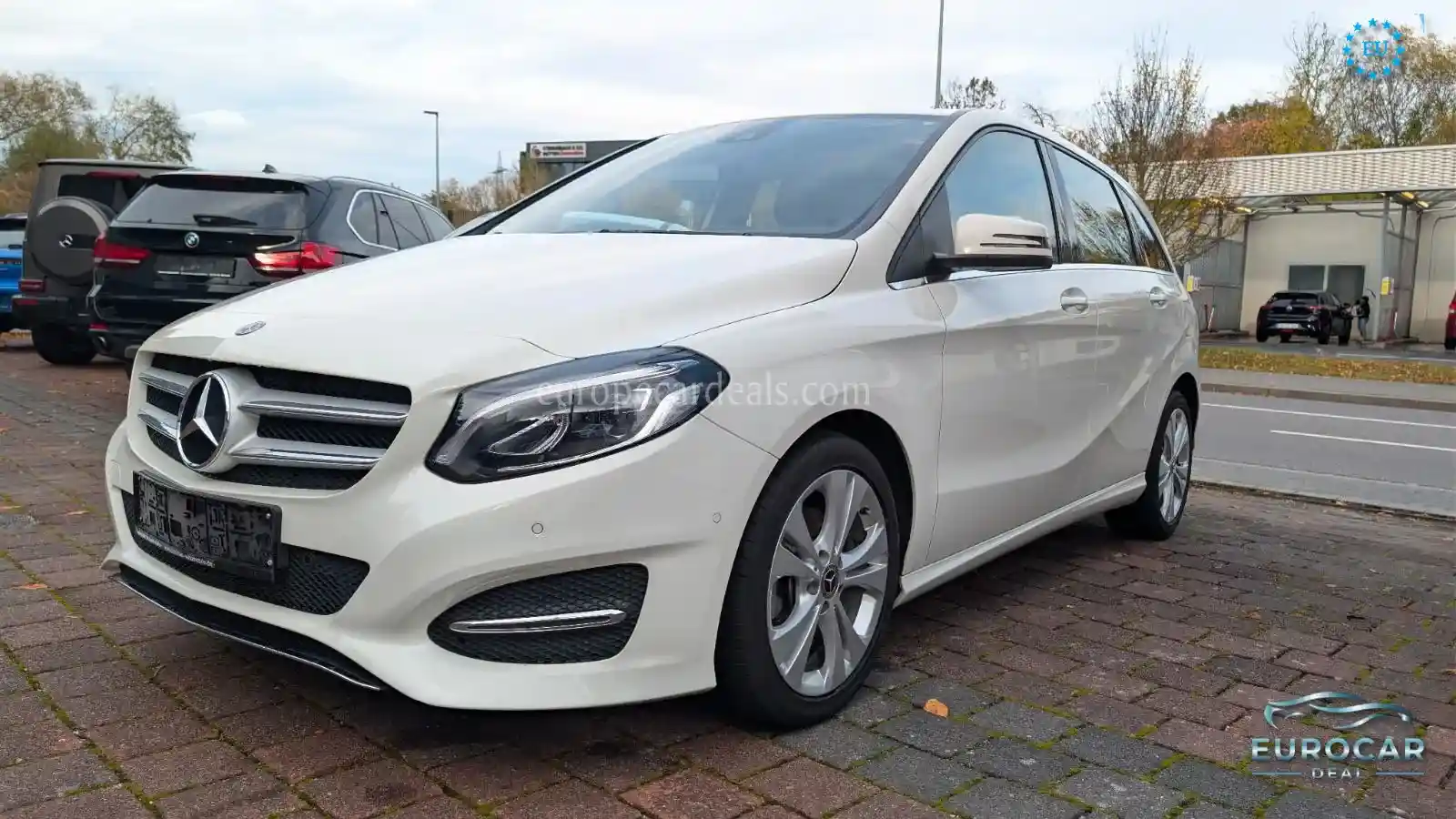 Mercedes-Benz B 180