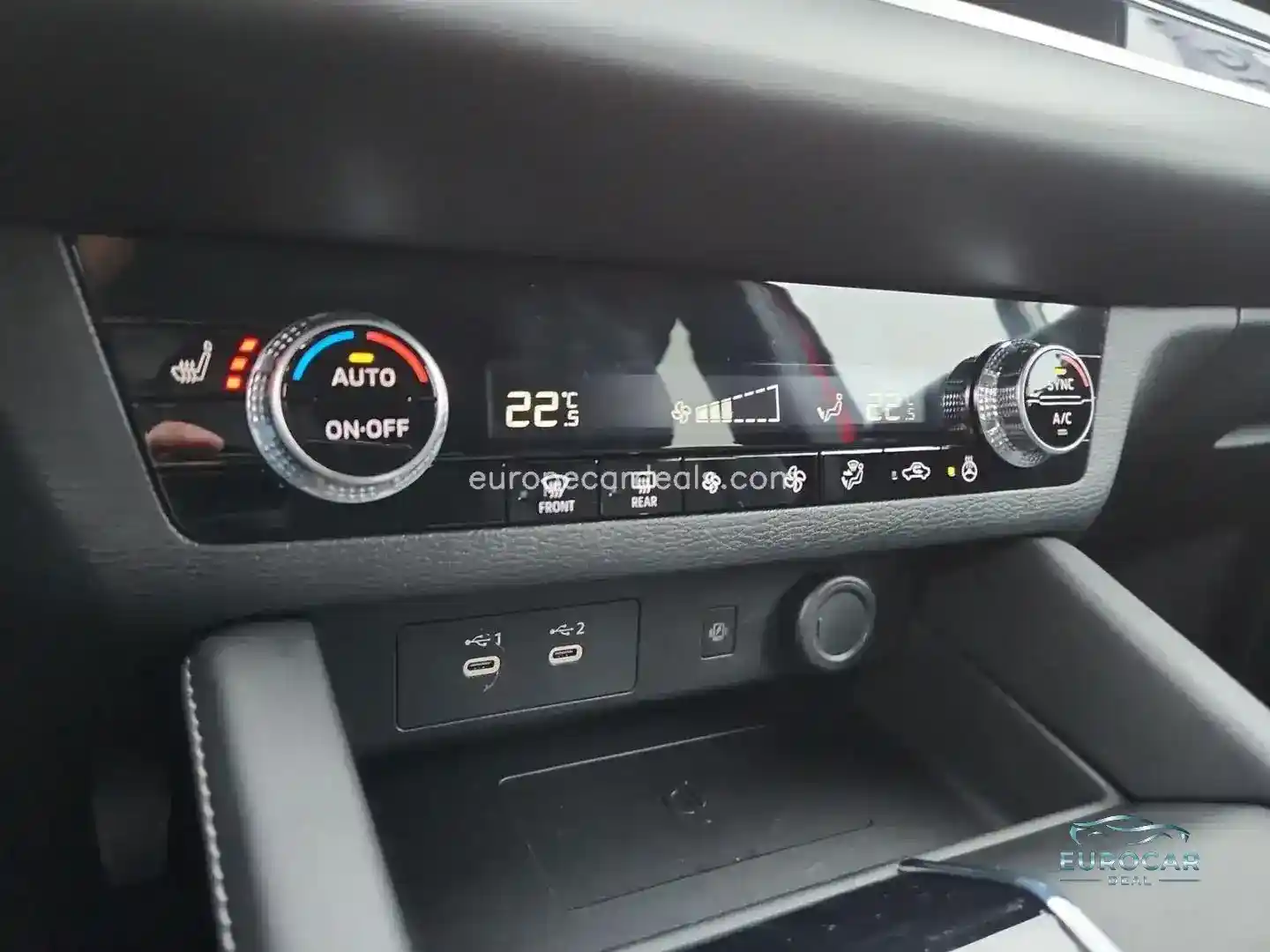 Mitsubishi Plug-in Hybrid Outlander