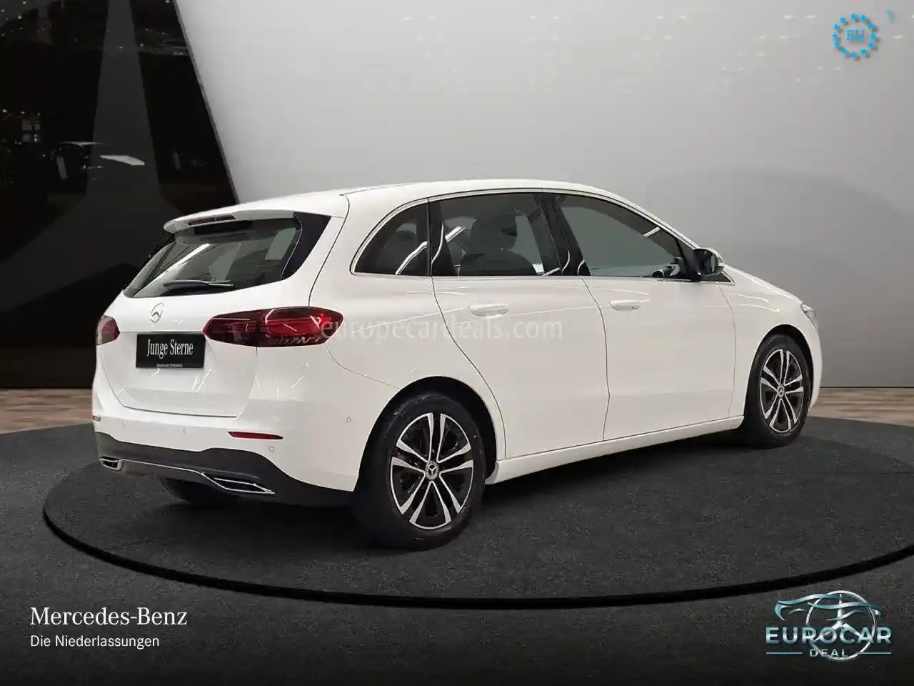 Mercedes-Benz B 180