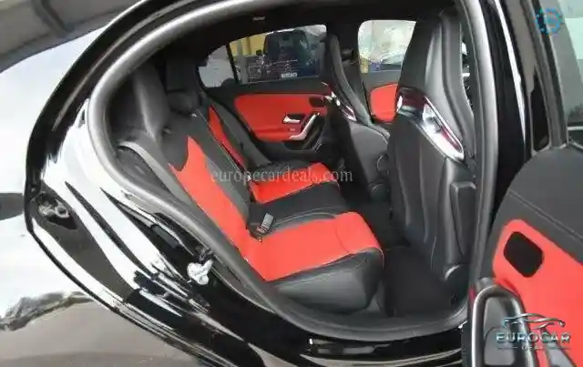 Mercedes-Benz A 35 AMG