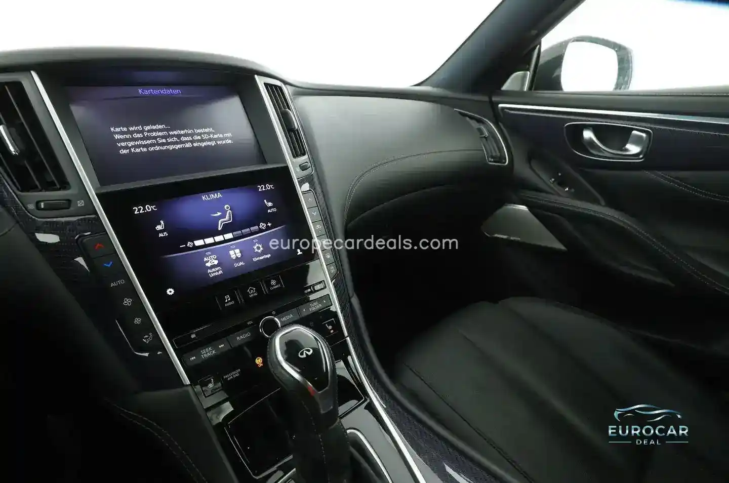 Infiniti Q60