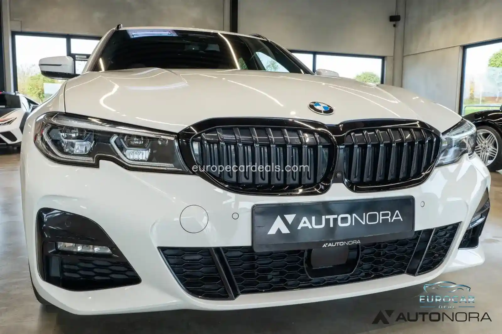 BMW 330
