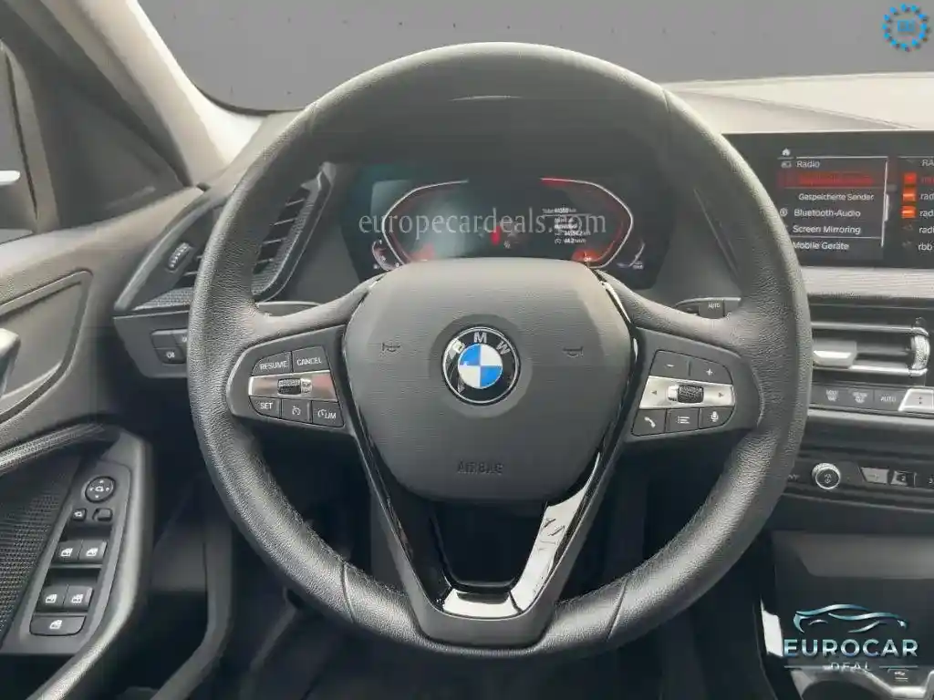 BMW 118