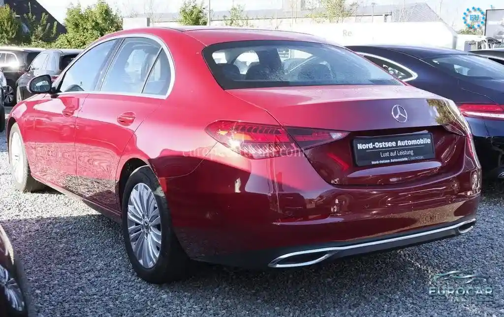 Mercedes-Benz C 220
