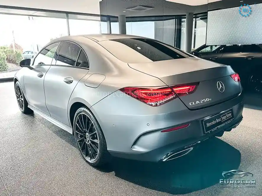 Mercedes-Benz CLA 250
